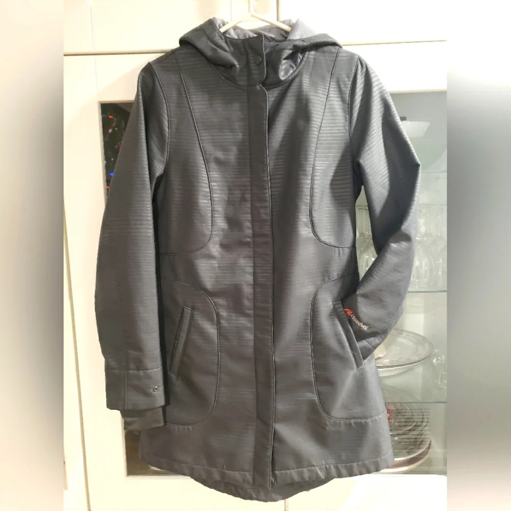 Jacket - Picture 1 of 4